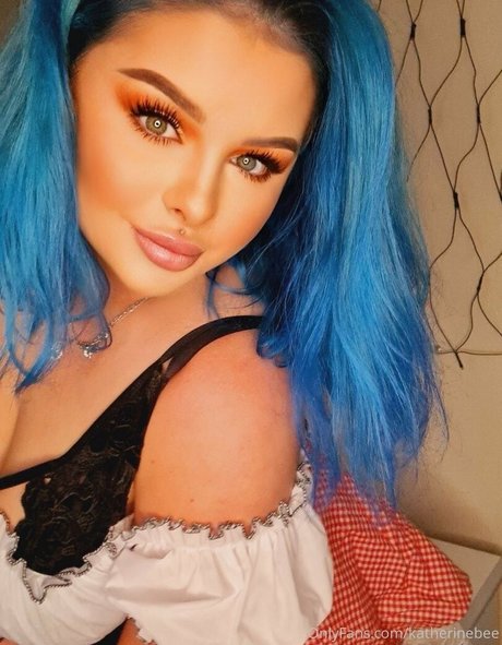 beckybeeofficial pretty actress pic