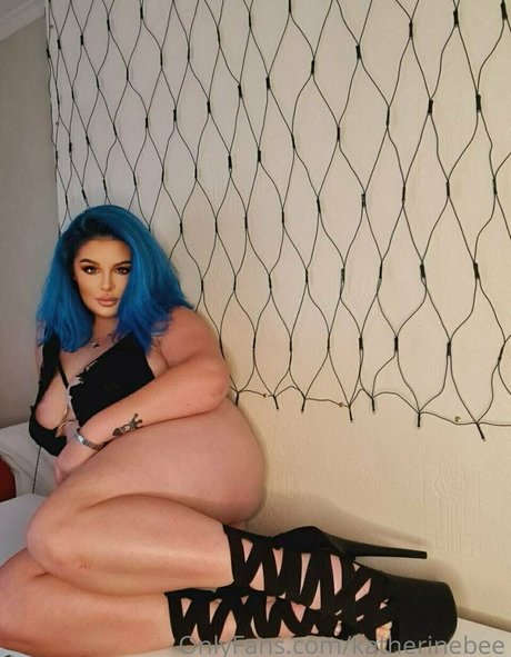 beckybeeofficial adult model images