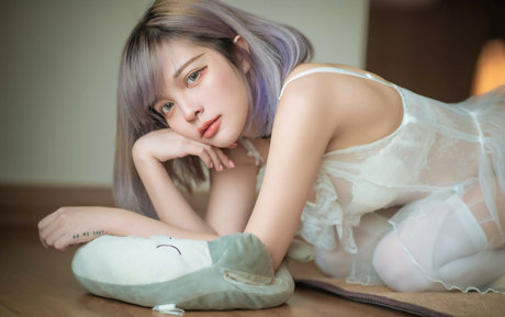 Le Josette model free images