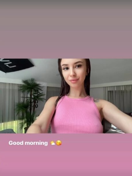 crysstail beautiful model archive