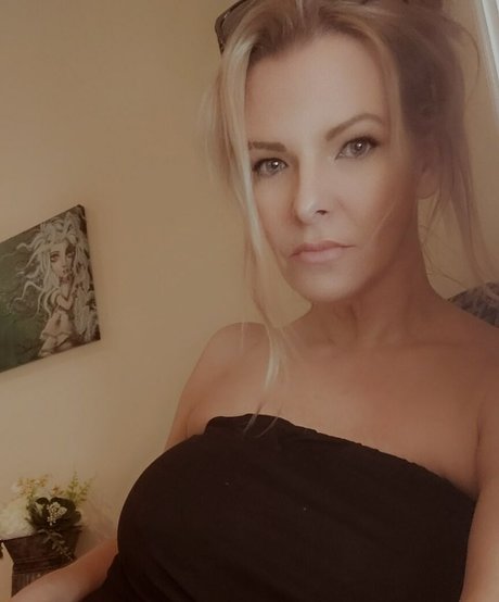 Goddess Kathena pretty model images