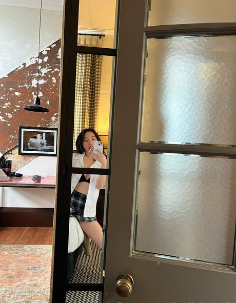 bellyjellyfh model pornographic pictures