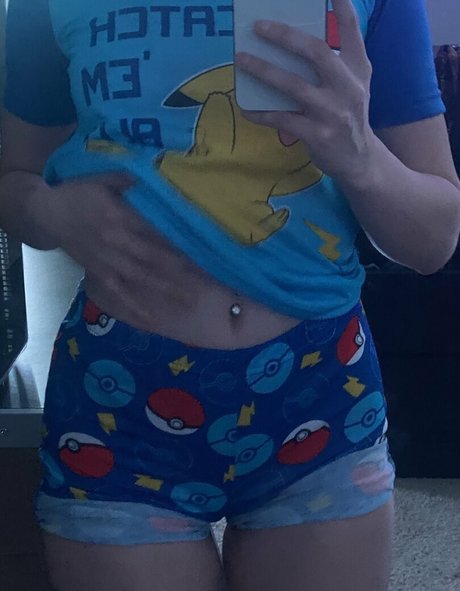 yourluvrgrl model nudes images