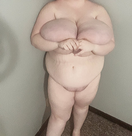 thotterpopp star sexy pics