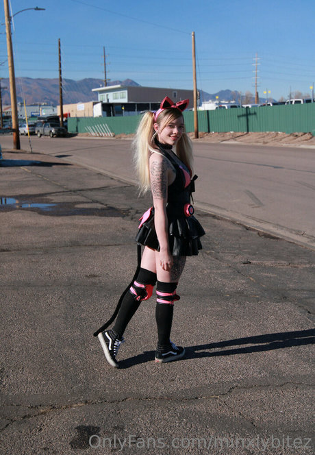 bikini fuck onlyfans pretty img