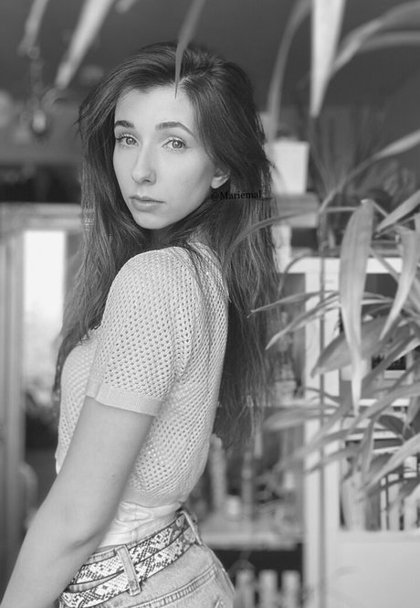 mature asian onlyfans free nude pic