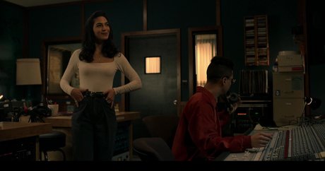 Natalee Linez pornstar pretty pics