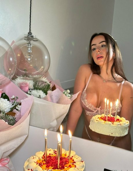 thumperofficialx sexy model picture