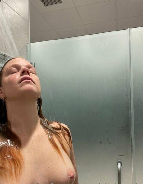 Scarlettebegonia nice actress picture