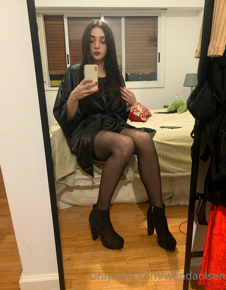 wandaolsen model best img