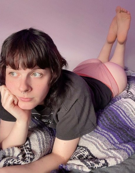 Ghostlovecraft model beautiful images