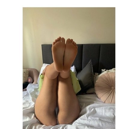 slaviccaramel model xxx pictures