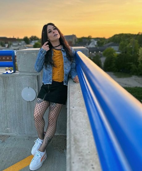 torylovexxx star pretty image