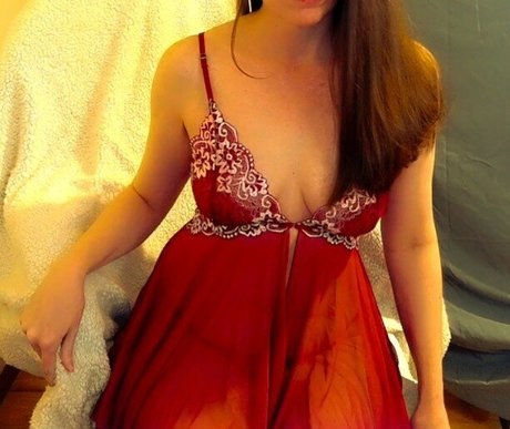 Molly Nova free pornstar pictures