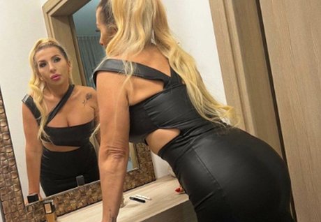 Suzana Perovic model art photos