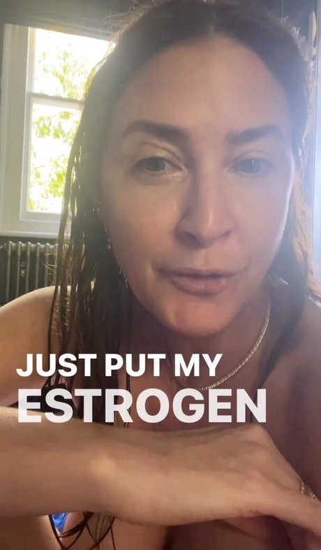 Lisa Snowdon model beautiful galleries