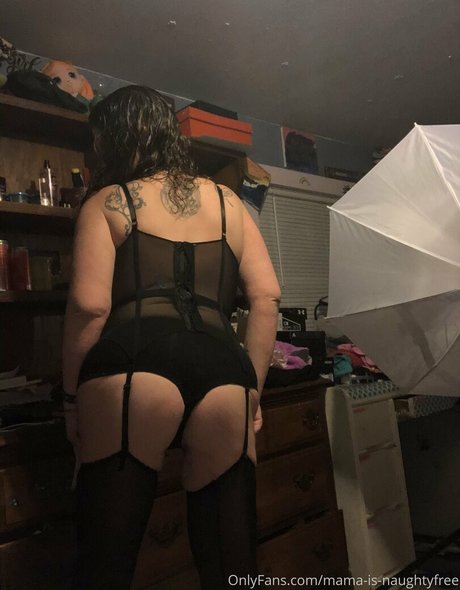 mama is naughtyfree pretty actress pictures