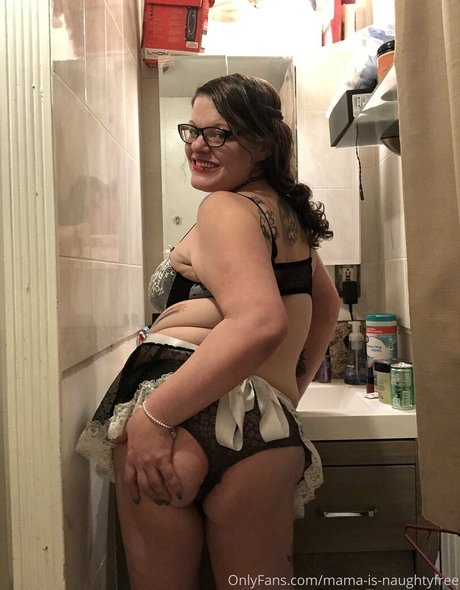 mama is naughtyfree best actress photo