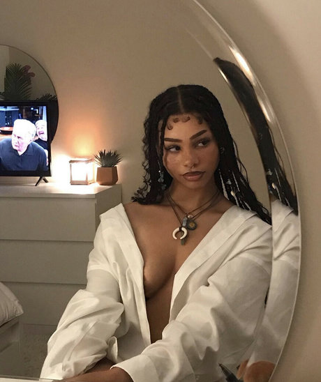 selwrite pornstar hot pics