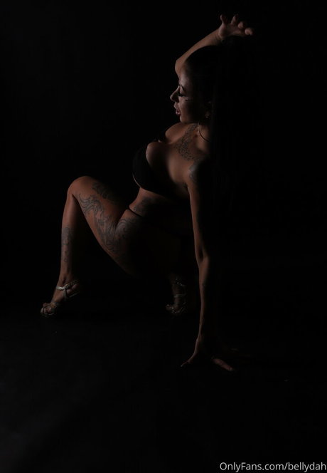 Bellydah erotic actress pictures