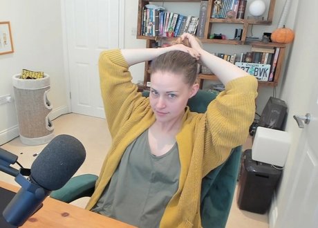 blonde babe onlyfans hot nude galleries