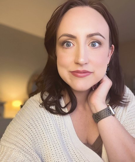 curvy girls onlyfans free galleries