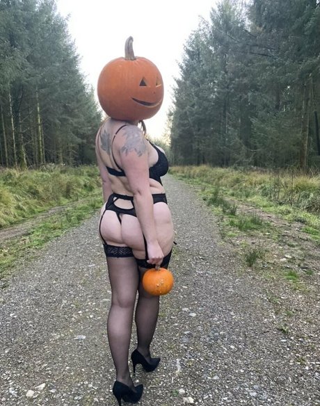 mombodrosie beautiful actress gallery