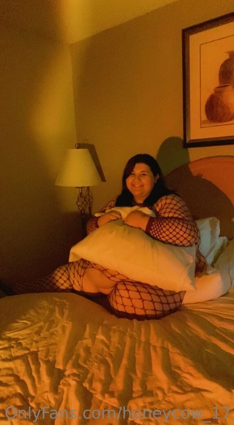 honeycow 17 naked actress images