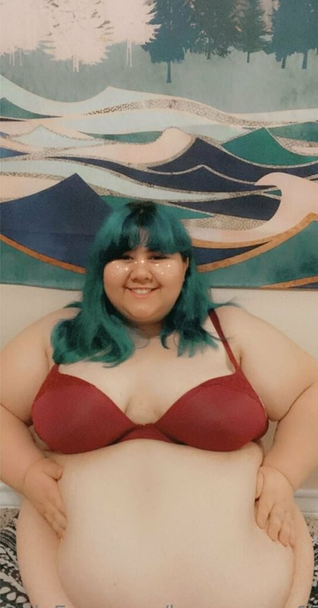 honeycow 17 nudes actress pic