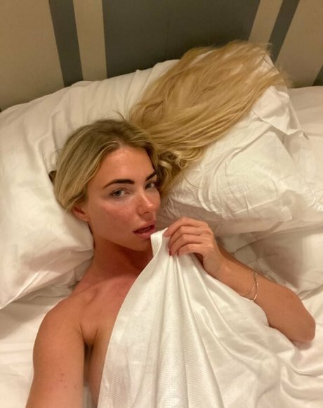 yogatrainer nice model gallery