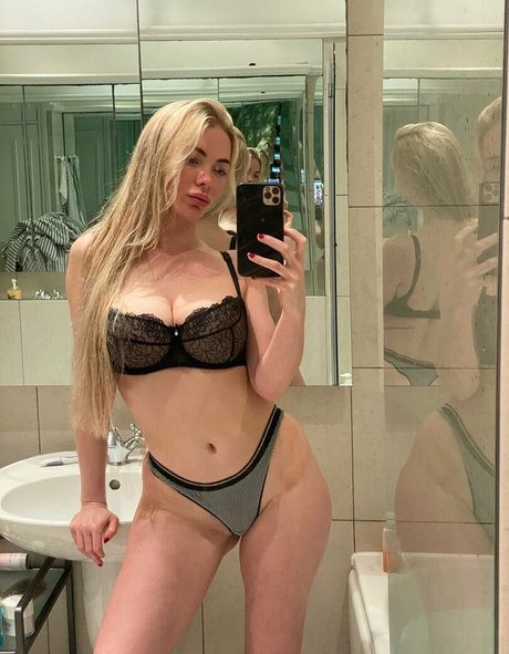 yogatrainer erotic pornstar galleries