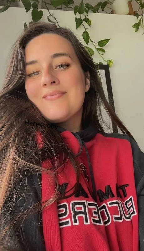 Naughty Mama art star image