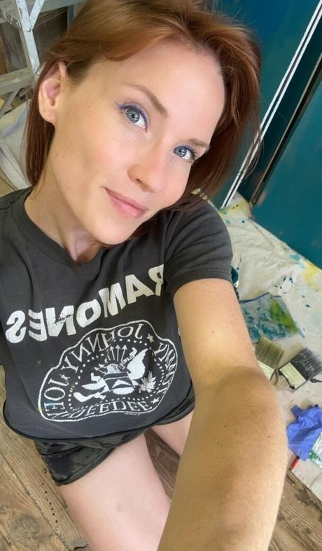 comedian onlyfans sexy photo