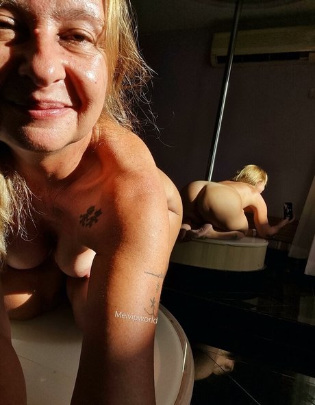 SexxyMels hot star picture