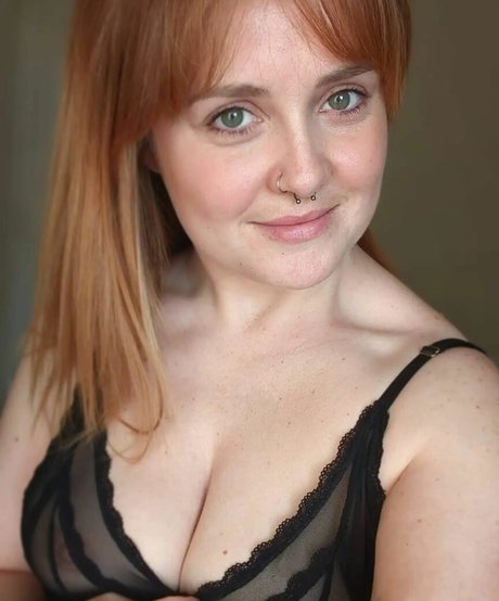 constanceflame pornstar photo