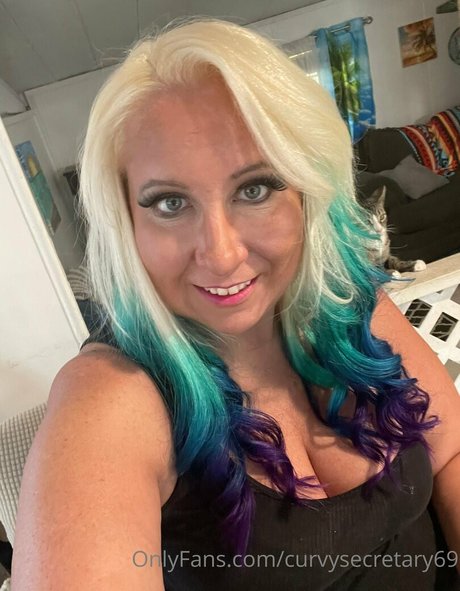 curvysecretary69 pornographic star pictures