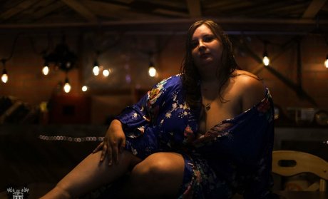 missmasque model exclusive image