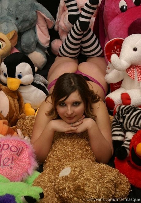 missmasque naked actress pic