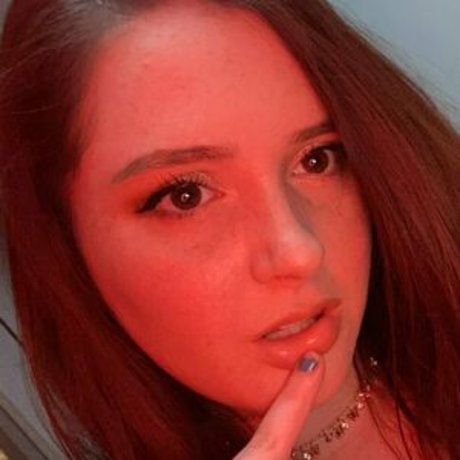 big tits petite onlyfans top pic