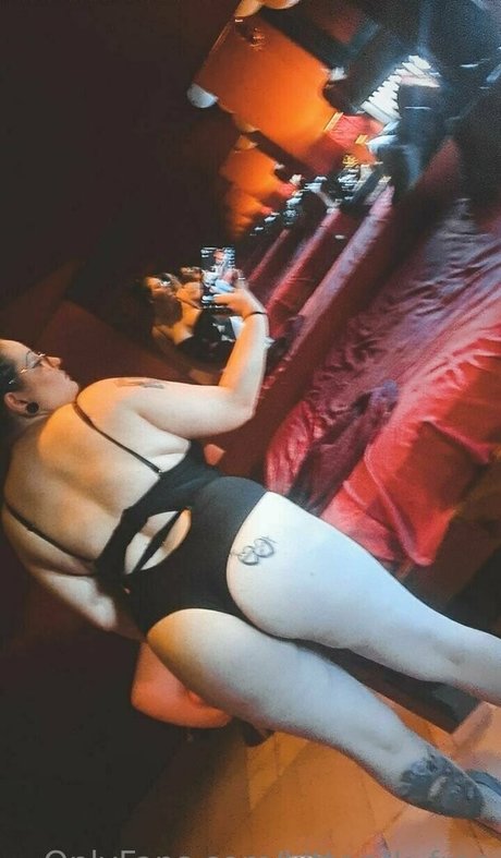 kitten k free naked star pictures