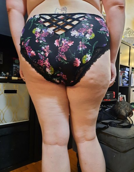 taylorpayn sexy actress picture