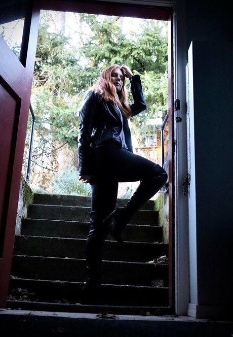 blonde babe onlyfans beautiful nude images