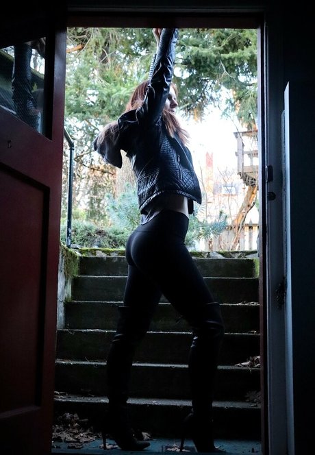 misschaiyles model erotic photo