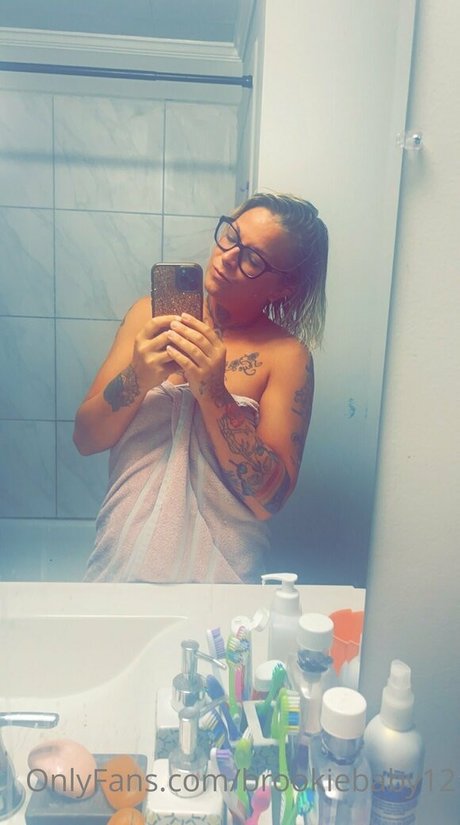 milf shower onlyfans porno picture