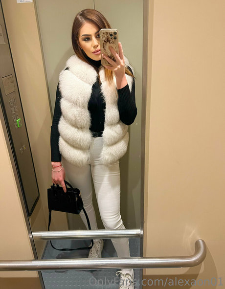 alexaon01 pornstar art picture