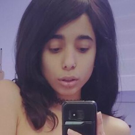 Aelastone sexy actress archive