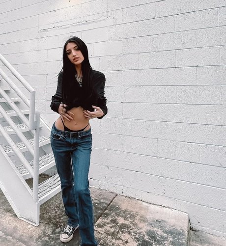 Alison Rainer star porn image