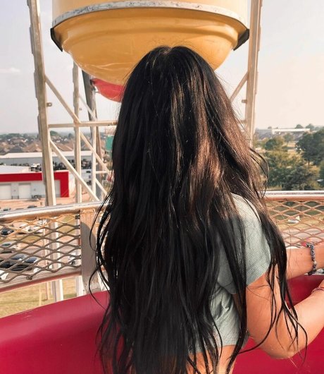 Alison Rainer pretty pornstar pictures