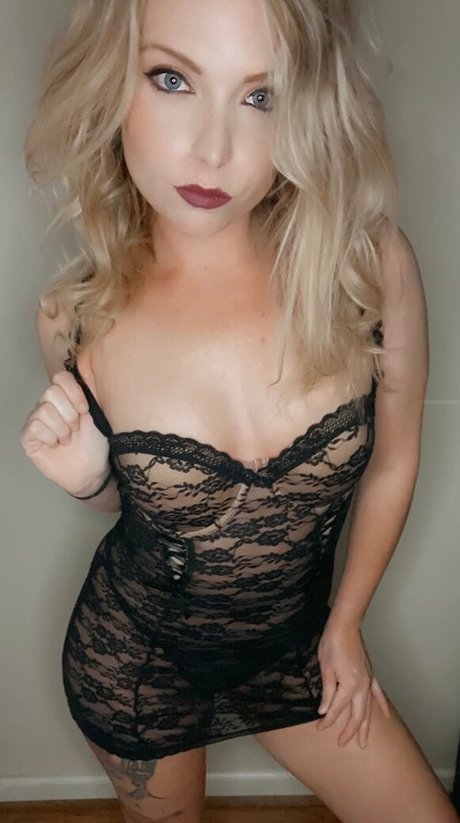 DearJess pornstar naked pictures