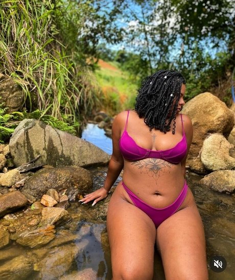 Jasminny Rodrigues star sexy gallery